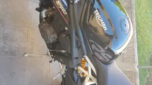 Triumph Speed Triple 1200 RS (2021 - 24)  (3)