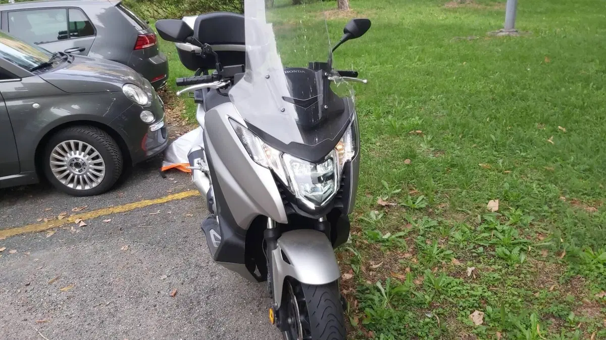 Honda Integra 750 DCT Sport (2017) 
