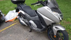 Honda Integra 750 DCT Sport (2017)  (2)