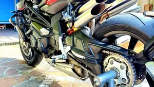 MV Agusta Brutale 1000 RS (2022 - 26)  (2)