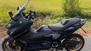 Yamaha T-Max 560 Tech Max (2022 - 24) 