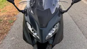 Yamaha T-Max 560 Tech Max (2022 - 24)  (4)