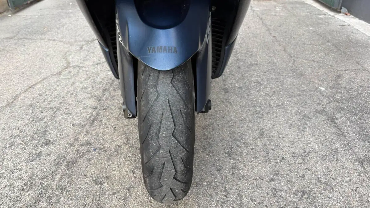 Yamaha T-Max 500 (2008 - 12)  (9)