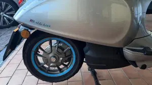 Vespa Vespa Elettrica 70 (2020 - 24)  (8)