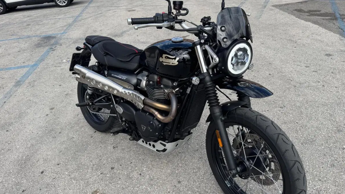 Triumph Street Scrambler 900 Sandstorm (2021 - 22) 