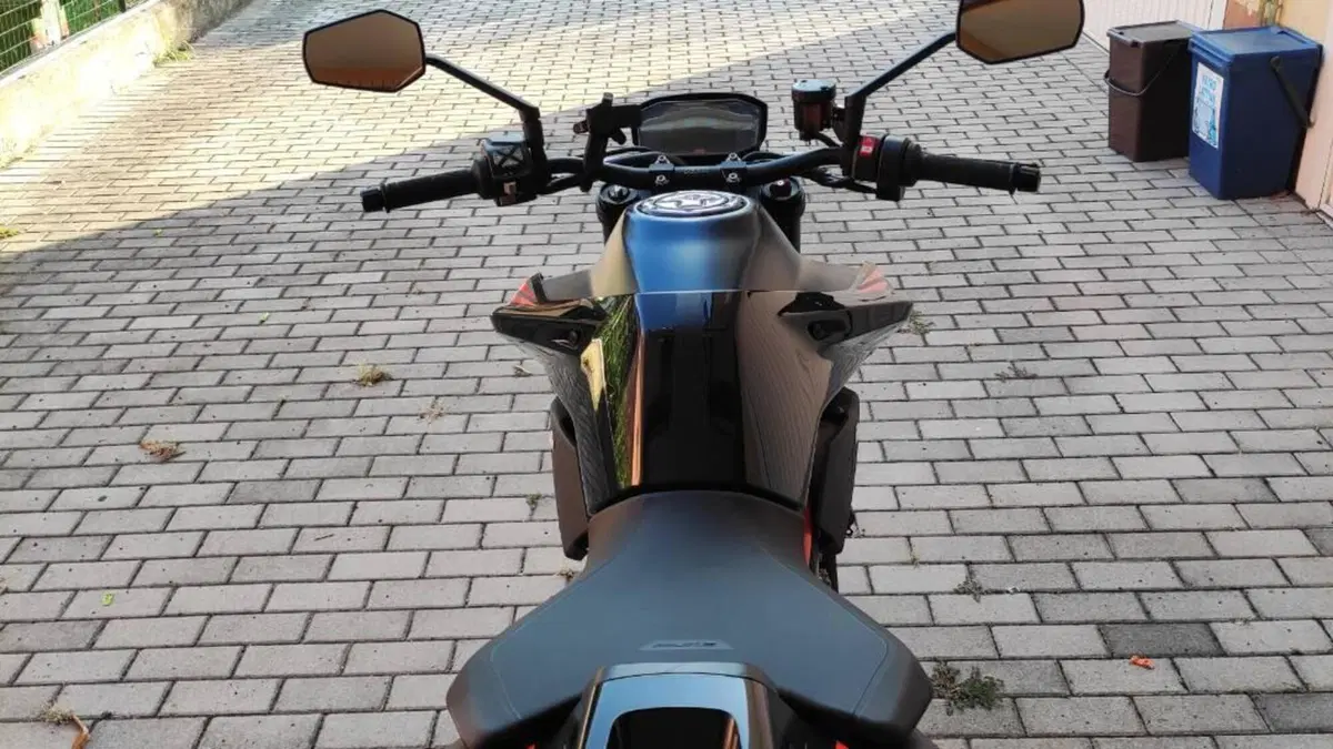 KTM 890 Duke R (2021 - 23)  (5)