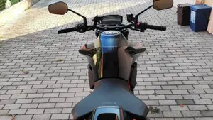 KTM 890 Duke R (2021 - 23)  (5)