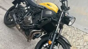 Yamaha XSR 700 ABS 60th Anniversary (2016 - 18)  (2)