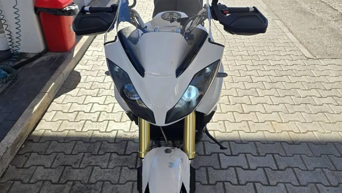 Triumph Tiger 1050 SE ABS (2006 - 13)  (3)