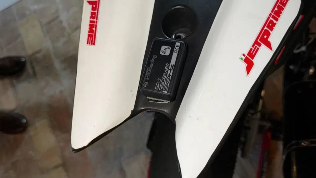 Aprilia RSV4 1100 Factory (2021 - 24)  (6)