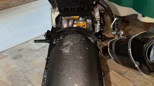 Aprilia RSV4 1100 Factory (2021 - 24)  (15)