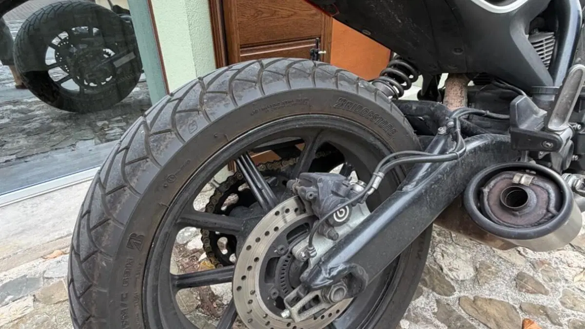 Ducati Scrambler 400 Sixty 2 (2016 - 21)  (2)