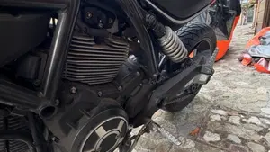 Ducati Scrambler 400 Sixty 2 (2016 - 21)  (3)