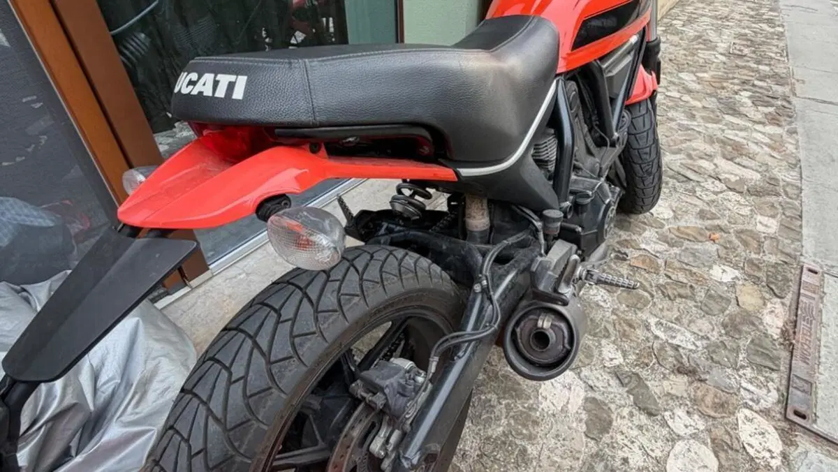Ducati Scrambler 400 Sixty 2 (2016 - 21)  (10)