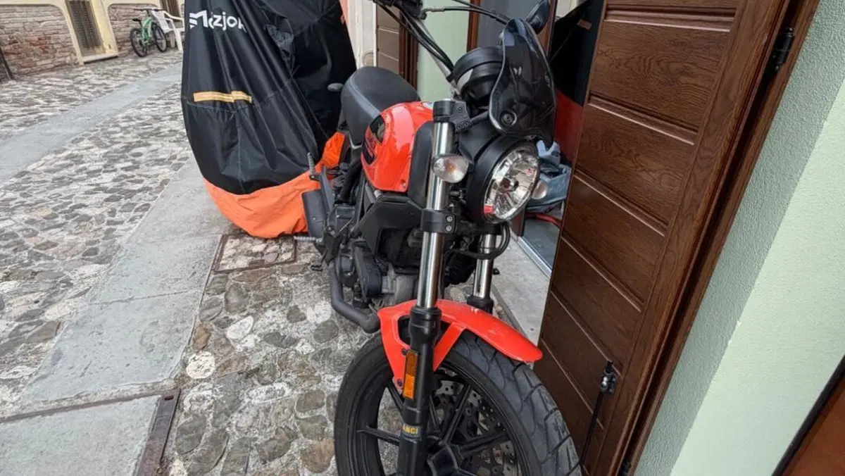 Ducati Scrambler 400 Sixty 2 (2016 - 21)  (11)