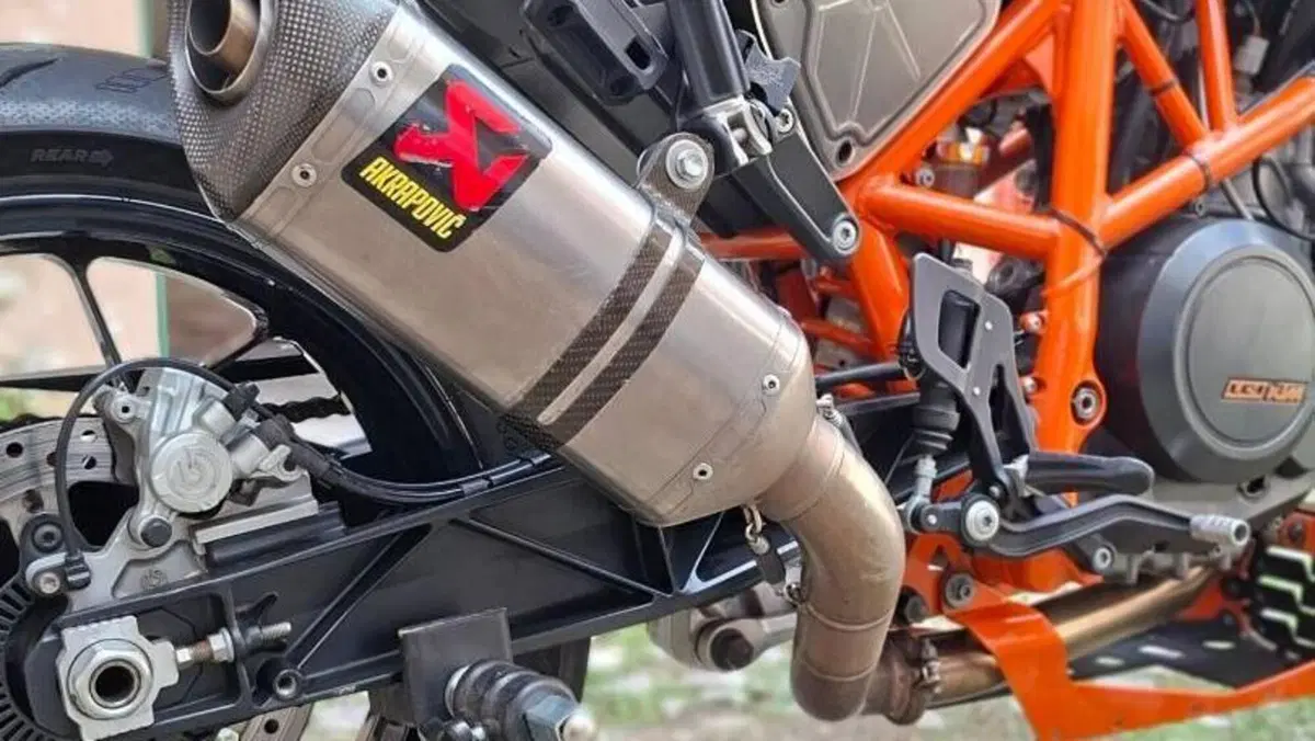 KTM 690 Duke R (2010 - 15)  (4)