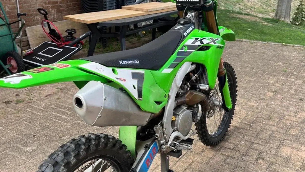 Kawasaki KX450 (2025)  (4)