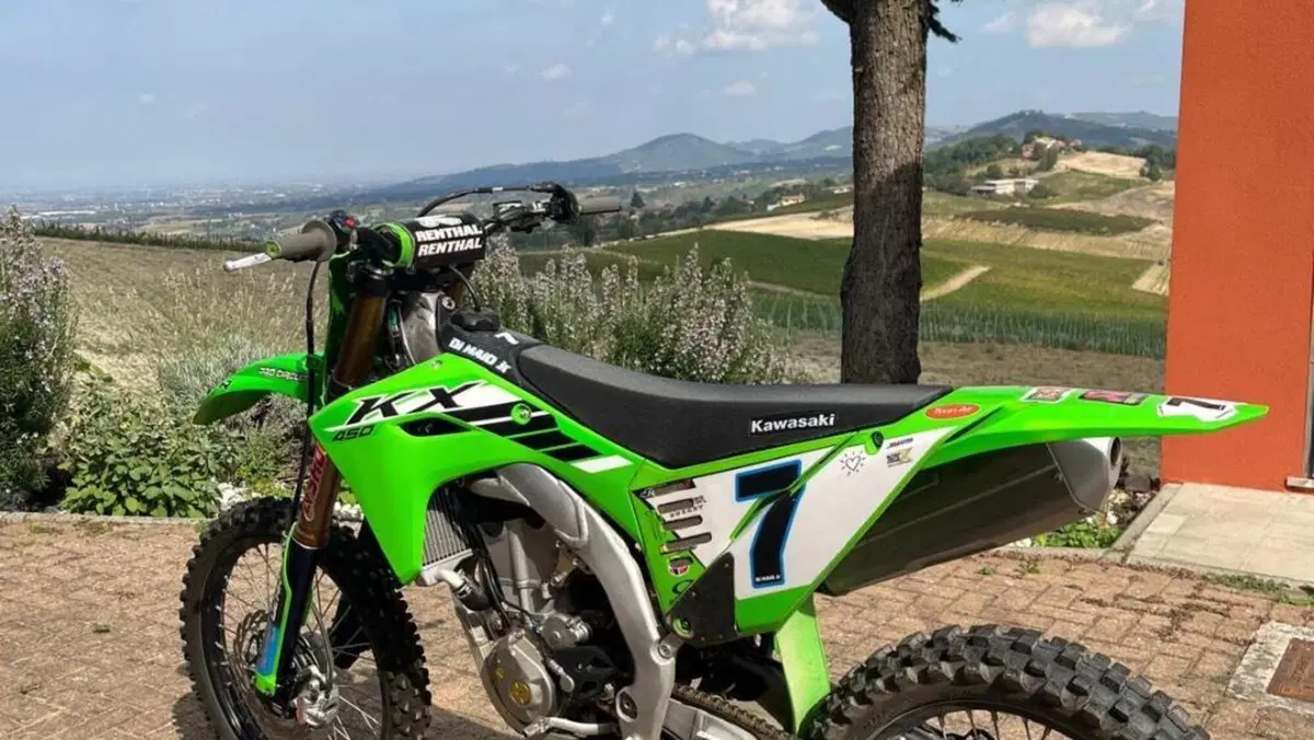 Kawasaki KX450 (2025)  (5)