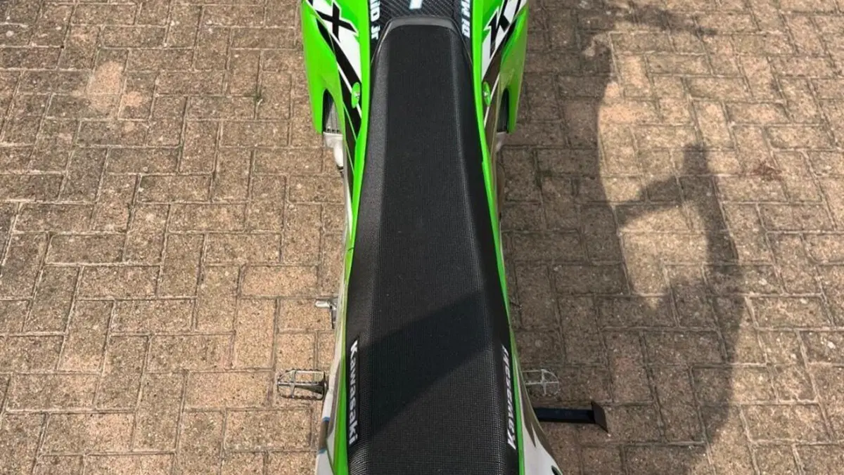 Kawasaki KX450 (2025)  (6)