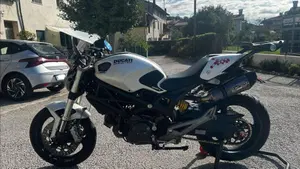 Ducati Monster 696 (2008 - 13)  (2)