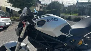 Ducati Monster 696 (2008 - 13)  (3)