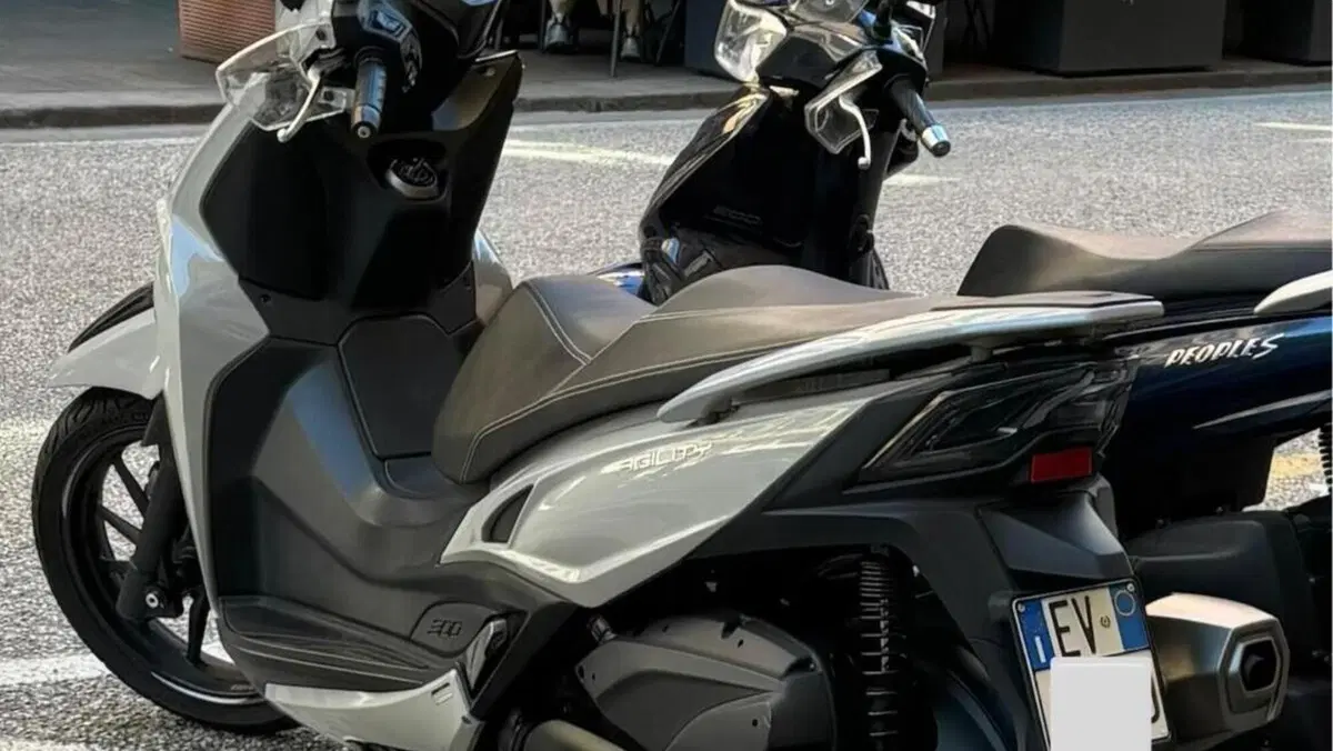Kymco Agility 300i Noodoe (2020)  (2)