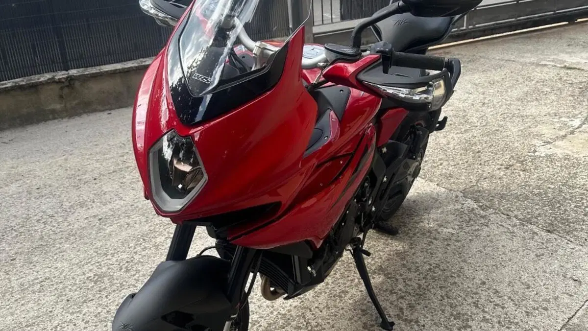 MV Agusta Turismo Veloce 800 R (2023 - 26)  (4)