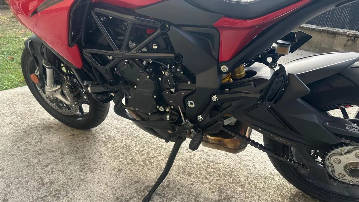 MV Agusta Turismo Veloce 800 R (2023 - 26)  (6)