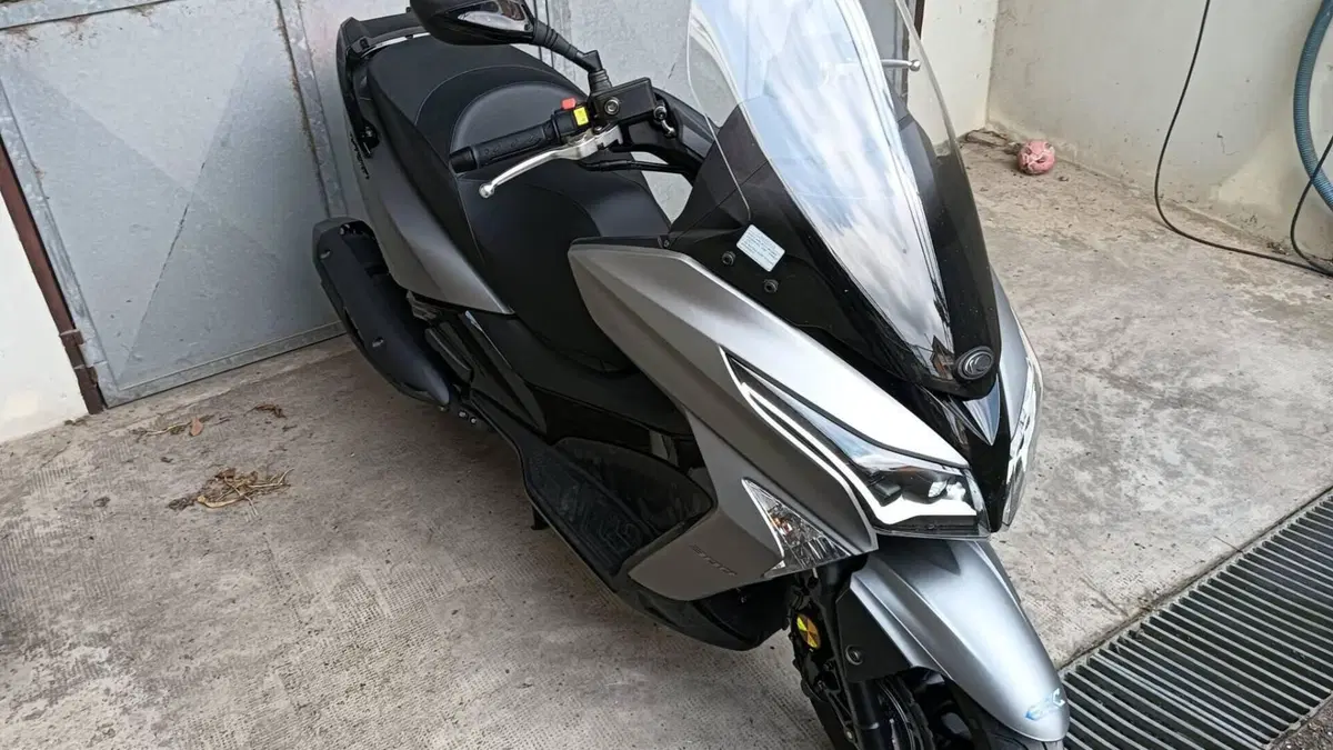Kymco X-Town 300i (2025 - 26) 