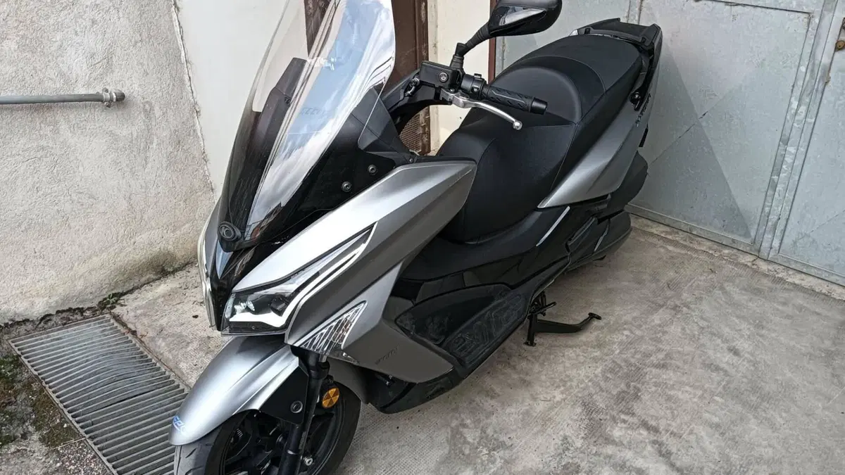 Kymco X-Town 300i (2025 - 26)  (2)