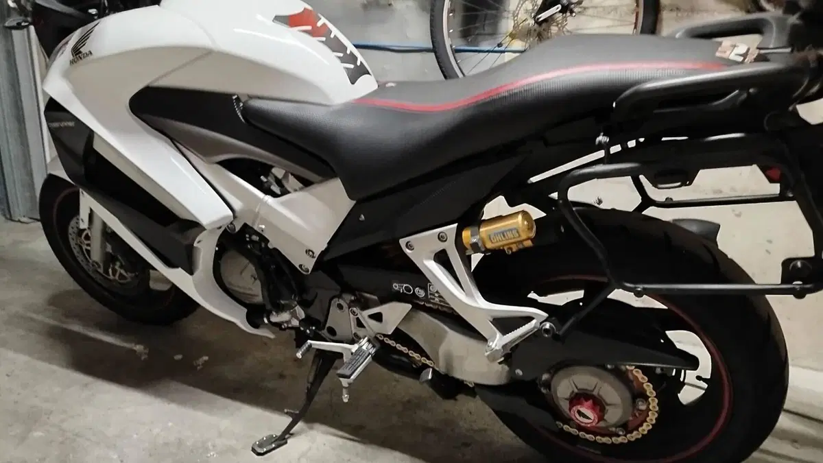 Honda Crossrunner ABS (2010 - 14)  (5)