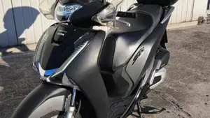 Honda SH 150i (2017 - 19)  (4)