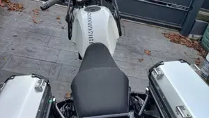 Royal Enfield Himalayan 411 (2017 - 20)  (4)