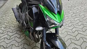 Kawasaki Z 800 (2012 - 13)  (4)