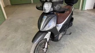 Piaggio Beverly 300 S i.e. ABS-ASR (2016 - 20)