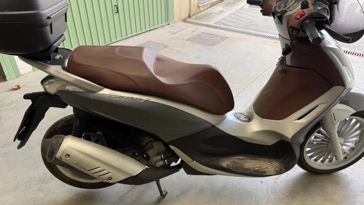 Piaggio Beverly 300 S i.e. ABS-ASR (2016 - 20)  (4)