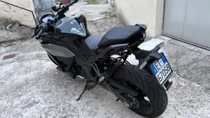 Kawasaki Ninja 1000 SX (2020)  (4)