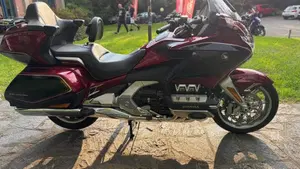 Honda GL 1800 Gold Wing Tour DTC (2018 - 20)  (5)