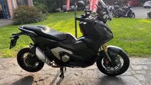 Honda X-ADV 750 DCT (2021 - 24)  (5)