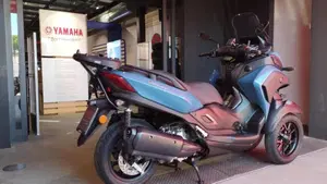 Yamaha Tricity 300 (2021 - 24)  (2)