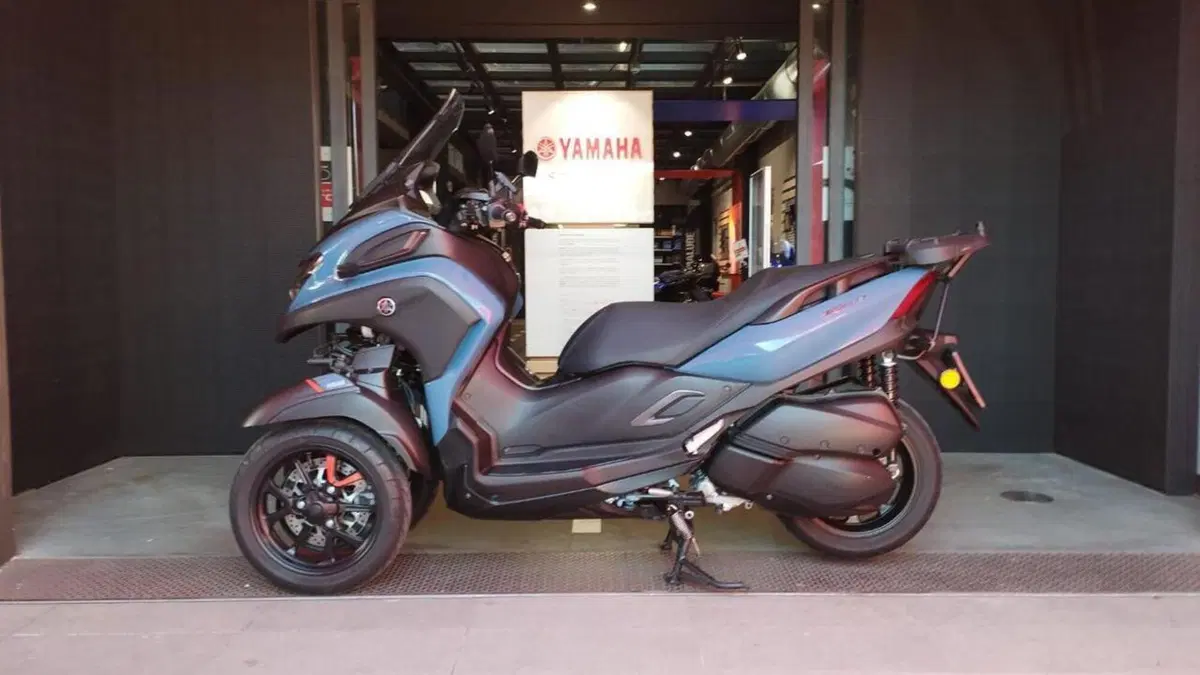 Yamaha Tricity 300 (2021 - 24)  (4)