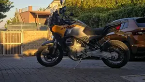 Moto Guzzi Stelvio (2024 - 26)  (2)