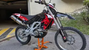 Aprilia RXV 550 (2006 - 07)  (8)