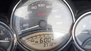 Yamaha T-Max 500 (2008 - 12)  (8)