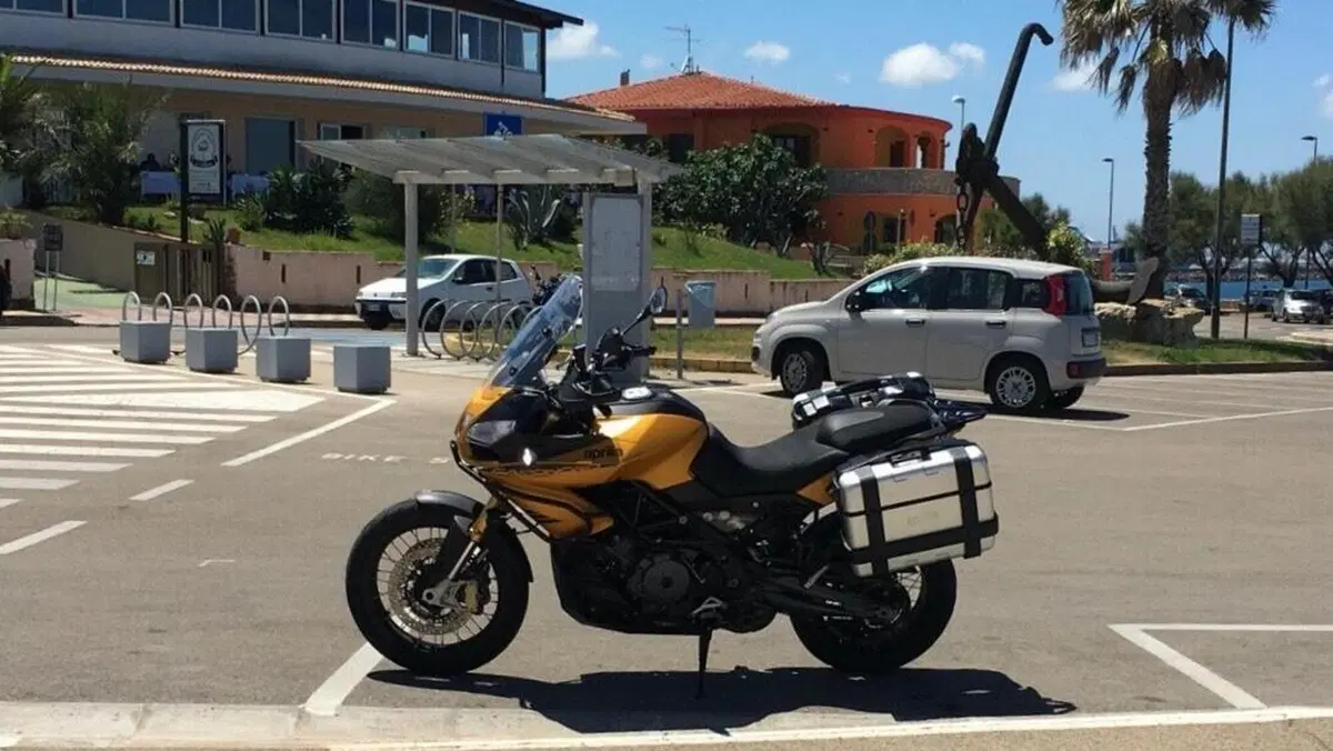 Aprilia Caponord Rally Raid (2015 - 17)  (6)