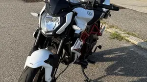Benelli BN 125 (2021 - 25)  (2)