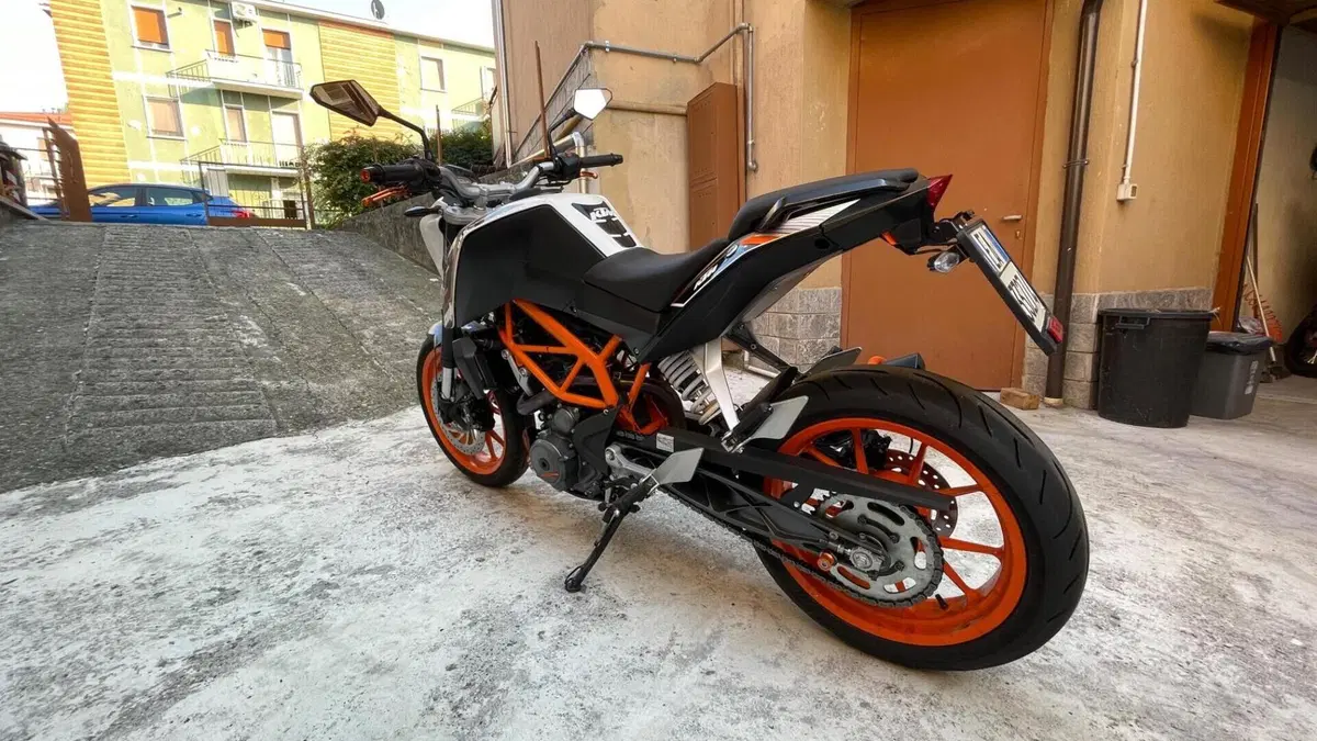 KTM 390 Duke ABS (2012 - 16)  (2)