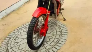 Honda   (2)