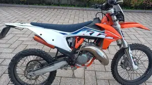 KTM 125 SX (2022)  (3)