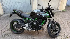 Kawasaki Z 650 Sport (2021 - 24)  (4)